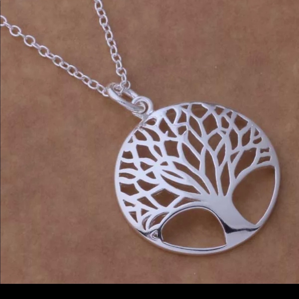 925 Sterling Silver Tree Necklace Brand New